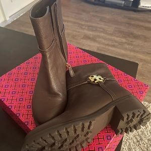 Tory Burch Miller 45mm boot in chocolate brown. Size 9.